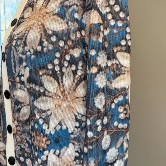 UGLY CHRISTMAS SWEATER Pointsetta Blue and Cream Women's Cardigan - Picture 3 of 5